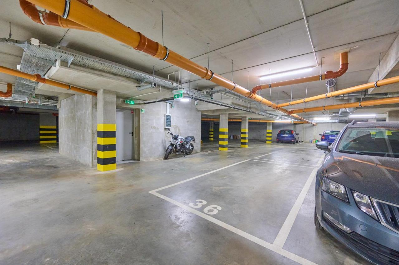 Jagodno Wroclaw Kajdasza Studio Z Bezplatnym Garazem By Noclegi Renters Buitenkant foto